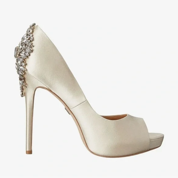 Badgley Mischka Kiara Peep Toe Platform Heel in Ivory Satin NIB - Picture 3 of 8
